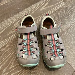 Merrell size 1 girls